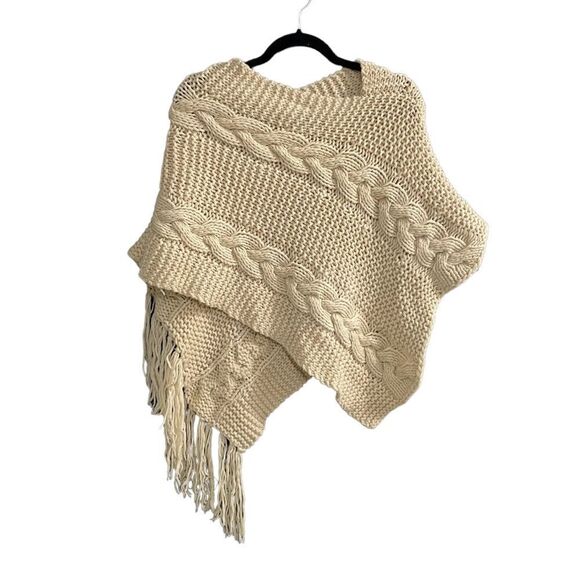 (SOLD) ARITZIA Tna Wool Chunky Knit Poncho Shawl Cream One Size - Picture 2 of 8
